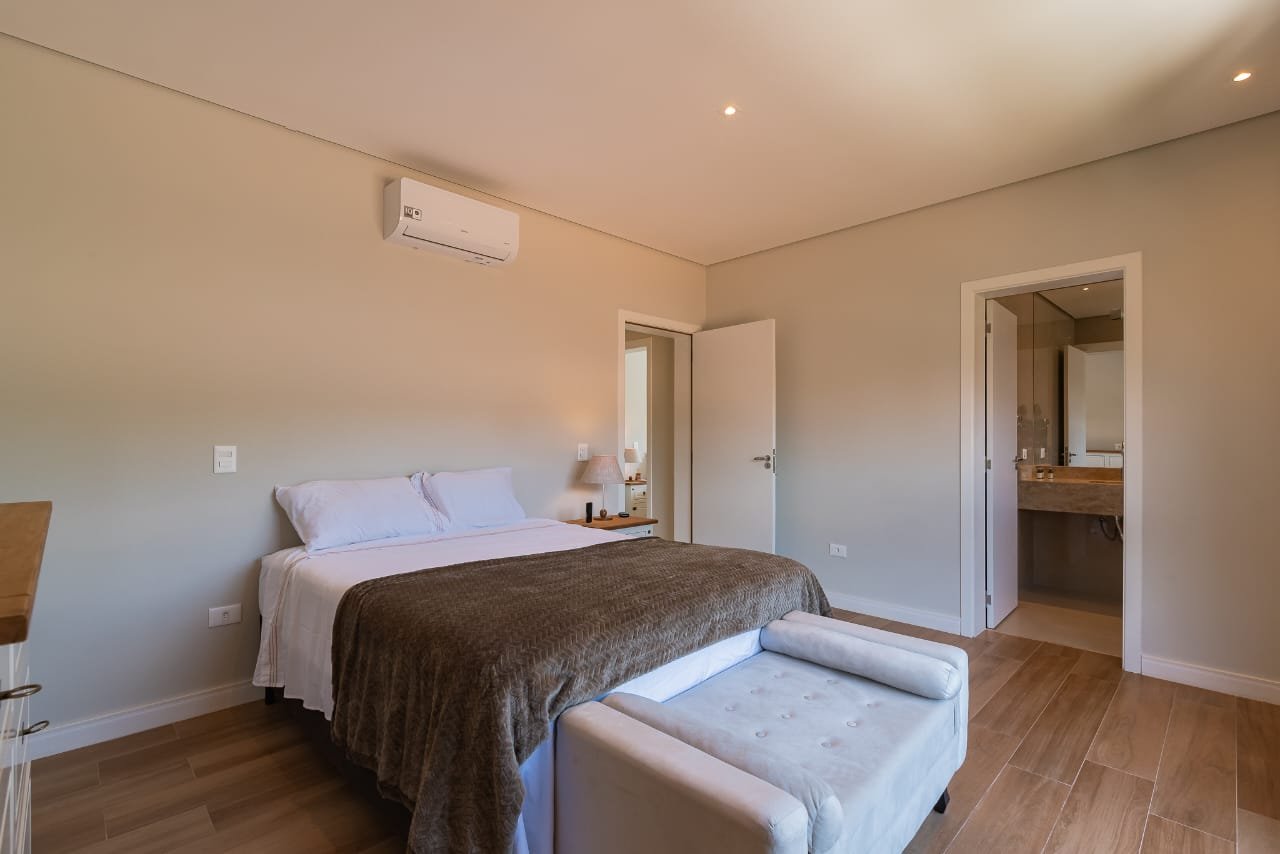 WhatsApp Image 2026-04-15 at 08.53.41